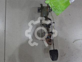 Педаль сцепления Nissan Qashqai (J10) 2006 - 2014