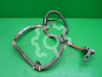 Клемма аккумулятора плюс Land Rover Discovery III 2004 - 2009