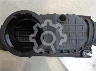 Воздухозаборник (внутри) Land Rover Discovery III 2004 - 2009