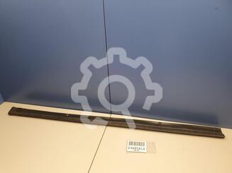 Уплотнитель двери Nissan Qashqai (J11) c 2014 г.
