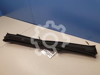 Уплотнитель стекла двери Nissan Note I [E11] 2005 - 2013
