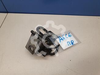 Петля двери передней Audi A6 [C6,4F] 2004 - 2011