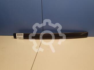 Накладка двери багажника Toyota Auris (E15) 2006 - 2012