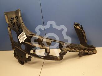 Кронштейн бампера переднего Mercedes-Benz C-Klasse III W204 2006 - 2015