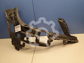 Кронштейн бампера переднего Mercedes-Benz C-Klasse III W204 2006 - 2015