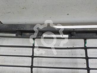 Решетка в бампер Toyota RAV 4 IV [CA40] 2012 - 2019