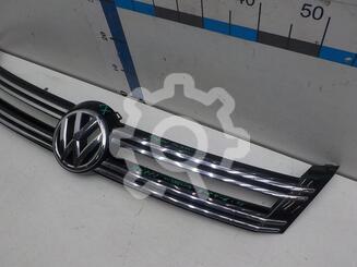 Молдинг решетки радиатора Volkswagen Tiguan II 2016 - н.в.