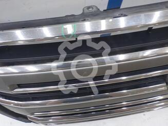 Решетка радиатора Toyota Land Cruiser [200] 2007 - 2021