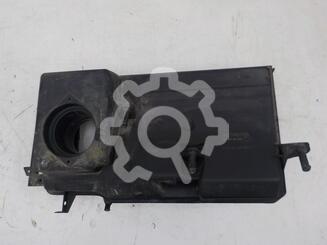 Корпус воздушного фильтра Ford Kuga I 2008 - 2012