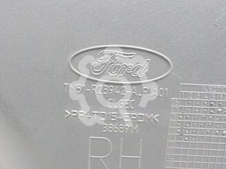 Обшивка двери передней правой Ford Kuga I 2008 - 2012