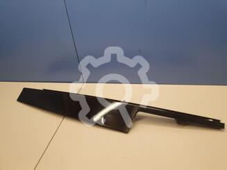 Накладка двери передней правой Infiniti Q50 2013 - н.в.
