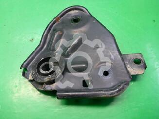 Кронштейн радиатора Nissan Bluebird Sylphy I [G10] 2000 - 2005