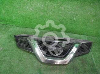 Решетка радиатора Nissan X - Trail (T32) c 2014 г.