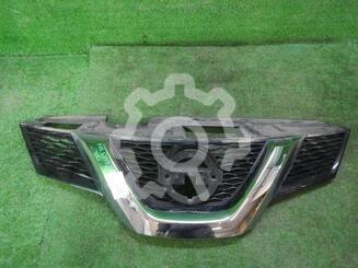 Решетка радиатора Nissan X - Trail (T32) c 2014 г.