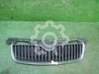 Решетка радиатора Skoda Fabia II 2007 - 2014