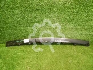 Накладка бампера переднего Mercedes-Benz C-Klasse IV W205 2014 - 2021