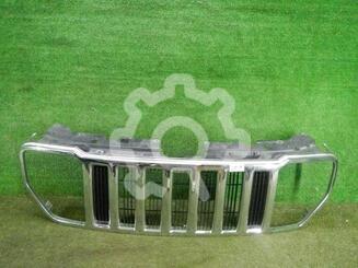 Решетка радиатора Jeep Cherokee IV [KK] 2007 - 2012