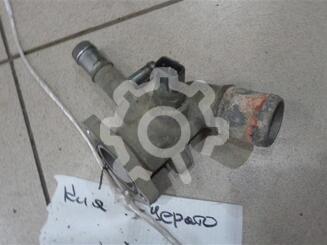 Фланец двигателя системы охлаждения Kia Cerato II 2008 - 2013