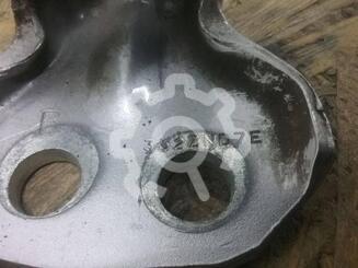 Петля двери Ford Fusion 2002 - 2012