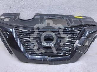 Решетка радиатора Nissan X - Trail (T32) c 2014 г.