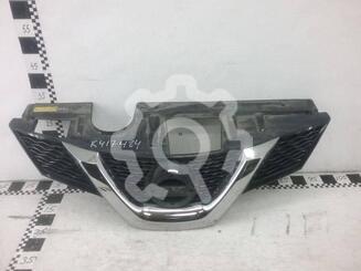 Решетка радиатора Nissan X - Trail (T32) c 2014 г.