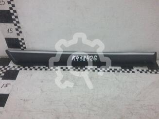 Накладка двери задней правой Skoda Yeti 2009 - 2018