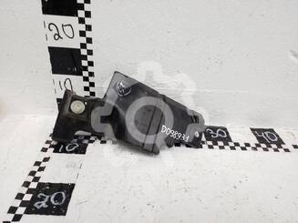 Кронштейн решетки радиатора Mitsubishi Outlander III 2012 - 2024