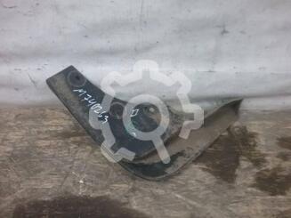 Брызговик передний правый Renault Duster I 2010 - 2021