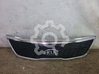Решетка радиатора Kia Sorento II 2009 - 2020