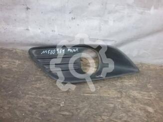 Рамка фары противотуманой левой Ford Focus II 2005 - 2011