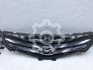 Решетка радиатора Hyundai Solaris I 2010 - 2017
