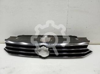 Решетка радиатора Volkswagen Passat [B8] с 2015 г.