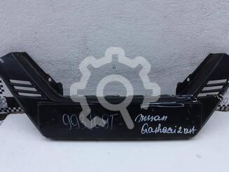 Накладка бампера переднего Nissan Qashqai (J11) c 2014 г.