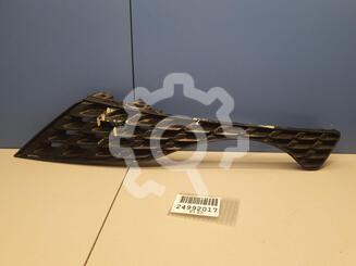 Решетка радиатора левая Nissan Juke (F15) c 2011 г.