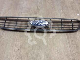 Решетка радиатора Ford Focus II 2005 - 2011
