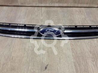 Решетка радиатора Ford Kuga II 2012 - 2019