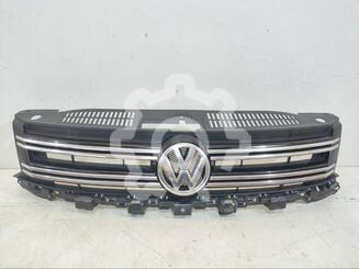 Решетка радиатора Volkswagen Tiguan I 2007 - 2016