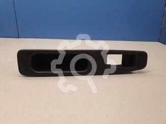 Накладка блока управления стеклоподъемниками Nissan Qashqai (J10) 2006 - 2014