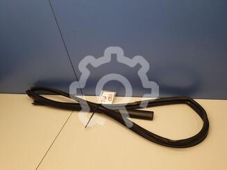 Уплотнитель стекла двери Hyundai i30 [I] 2007 - 2012