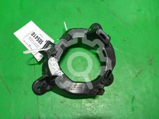 Кронштейн фары противотуманной правой Toyota Land Cruiser [200] 2007 - 2021