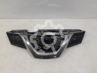 Решетка радиатора Nissan X - Trail (T32) c 2014 г.