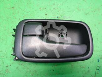 Ручка двери задней внутренняя левая Mitsubishi Lancer IX 2000 - 2010