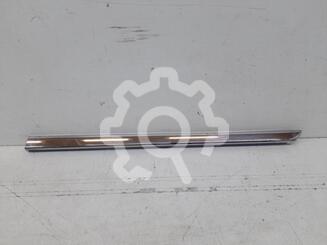 Молдинг двери передней правой Toyota Land Cruiser [200] 2007 - 2021