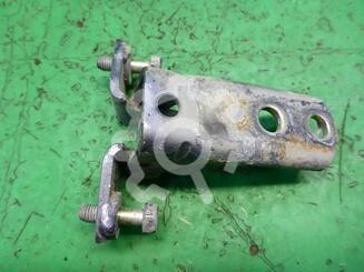 Петля двери передней Mitsubishi Lancer IX 2000 - 2010