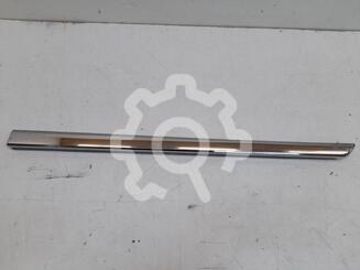 Молдинг двери передней правой Toyota Land Cruiser [200] 2007 - 2021