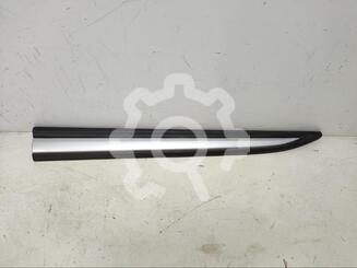 Накладка двери передней левой Mitsubishi Outlander III 2012 - 2024
