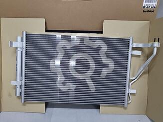 Радиатор кондиционера (конденсер) Kia Cerato II 2008 - 2013