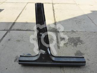 Порог со стойкой правый Ford Focus II 2005 - 2011