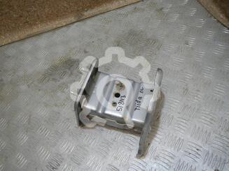 Кронштейн усилителя бампера переднего Nissan Tiida I [C11] 2004 - 2013