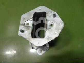 Кронштейн усилителя бампера переднего Nissan Note I [E11] 2005 - 2013